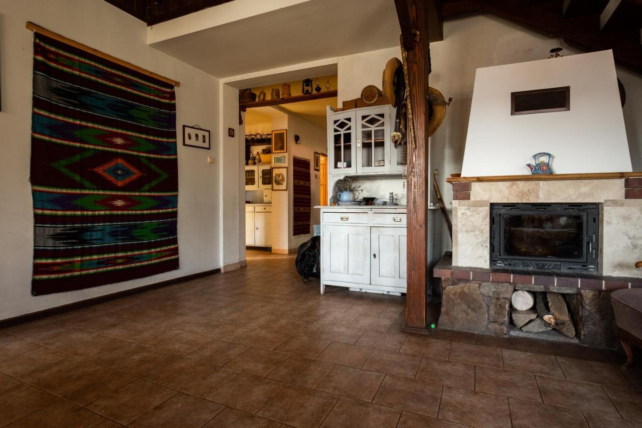 Modryna Ranczo Bed and Breakfast Krasiczyn Eksteriør billede