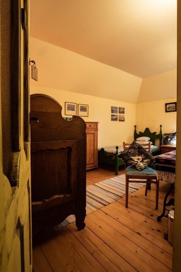 Modryna Ranczo Bed and Breakfast Krasiczyn Eksteriør billede